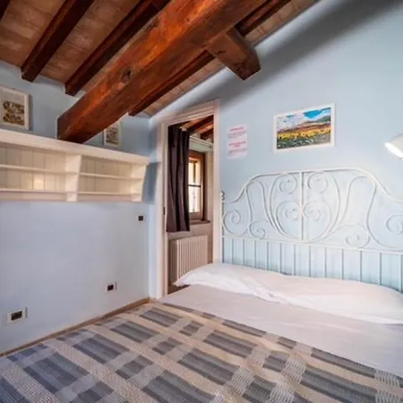 Εξοχικό σπίτι Casale San Rufino D'arce